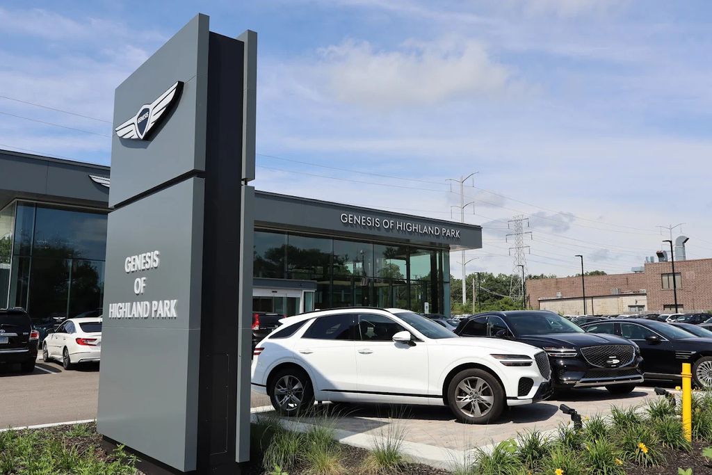 2026 Genesis GV70 2.5T Select Image 16 of 22