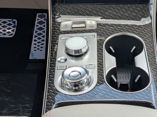 Vehicle image 20 of 31
