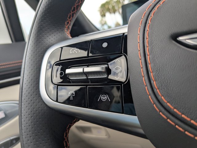 Vehicle image 26 of 31