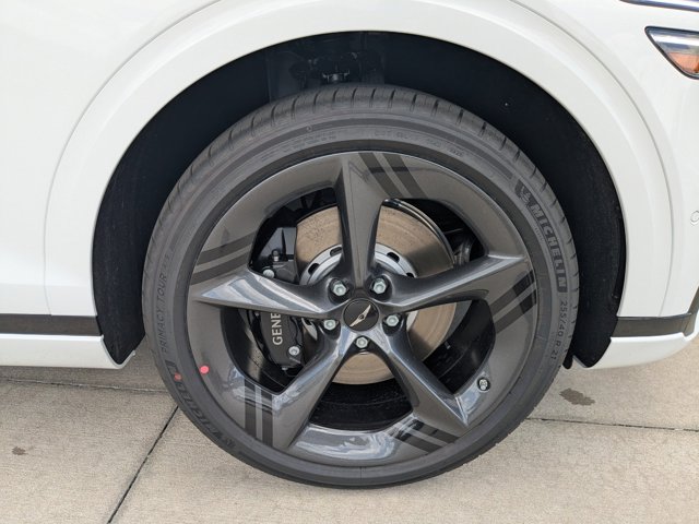 Vehicle image 7 of 31
