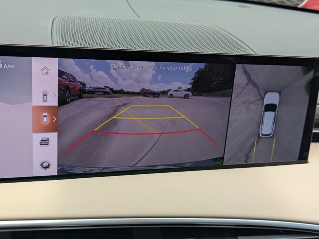 Vehicle image 19 of 31