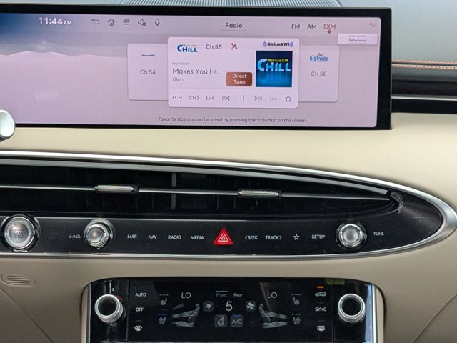 Vehicle image 16 of 31