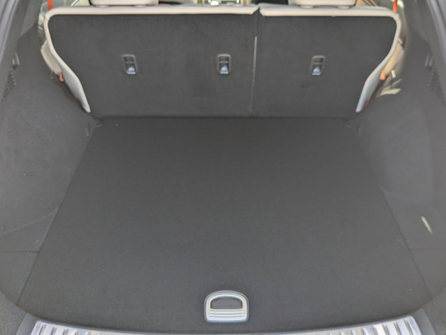 Vehicle image 8 of 30