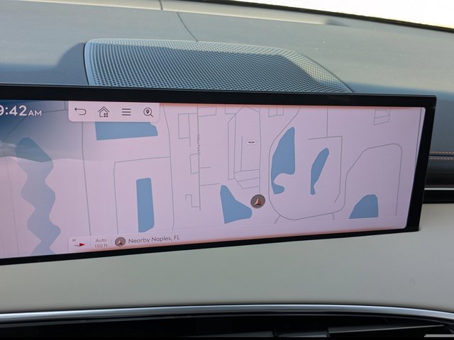 Vehicle image 27 of 30