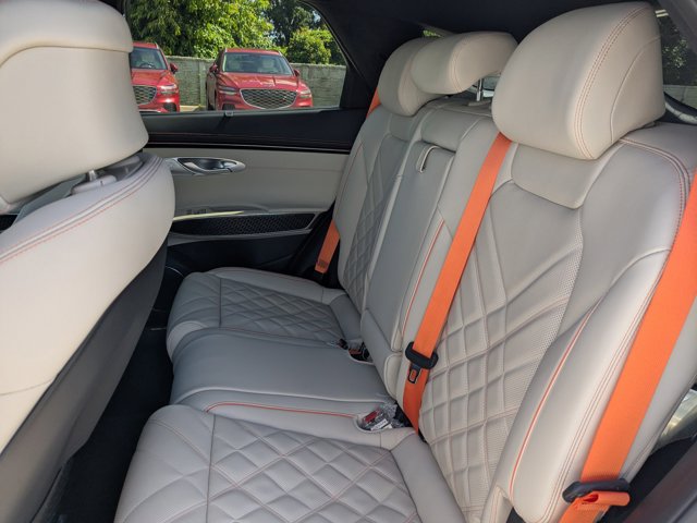 Vehicle image 9 of 30