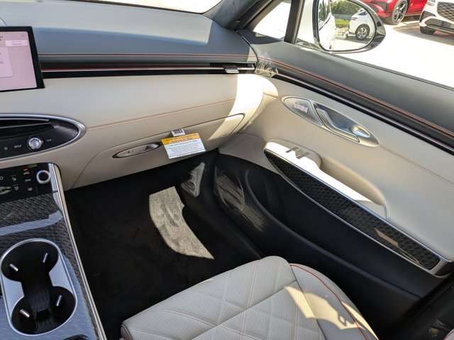Vehicle image 12 of 30