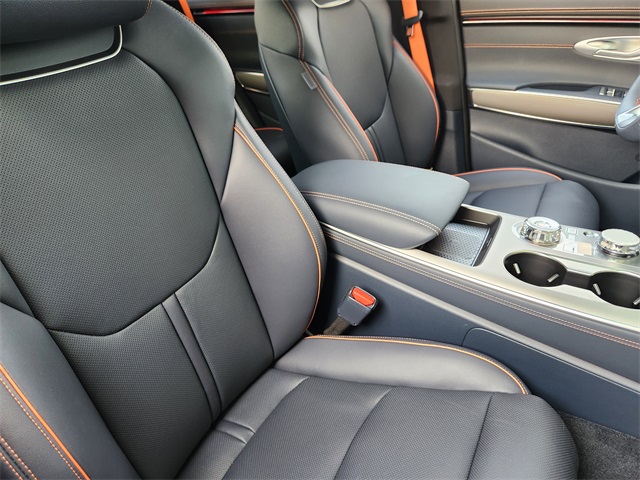 2026 Genesis GV70 3.5T Sport Advanced Image 22 of 24