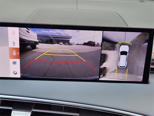 2026 Genesis GV70 3.5T Sport Advanced Image 13 of 24