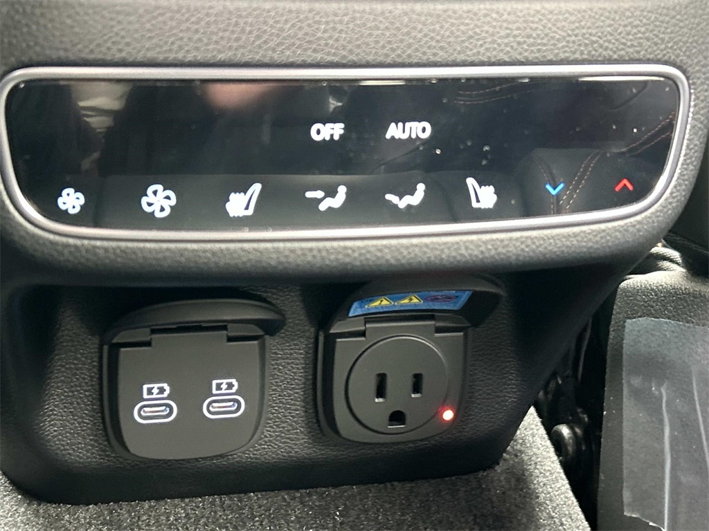 2026 Genesis GV70 3.5T Sport Prestige Image 34 of 41