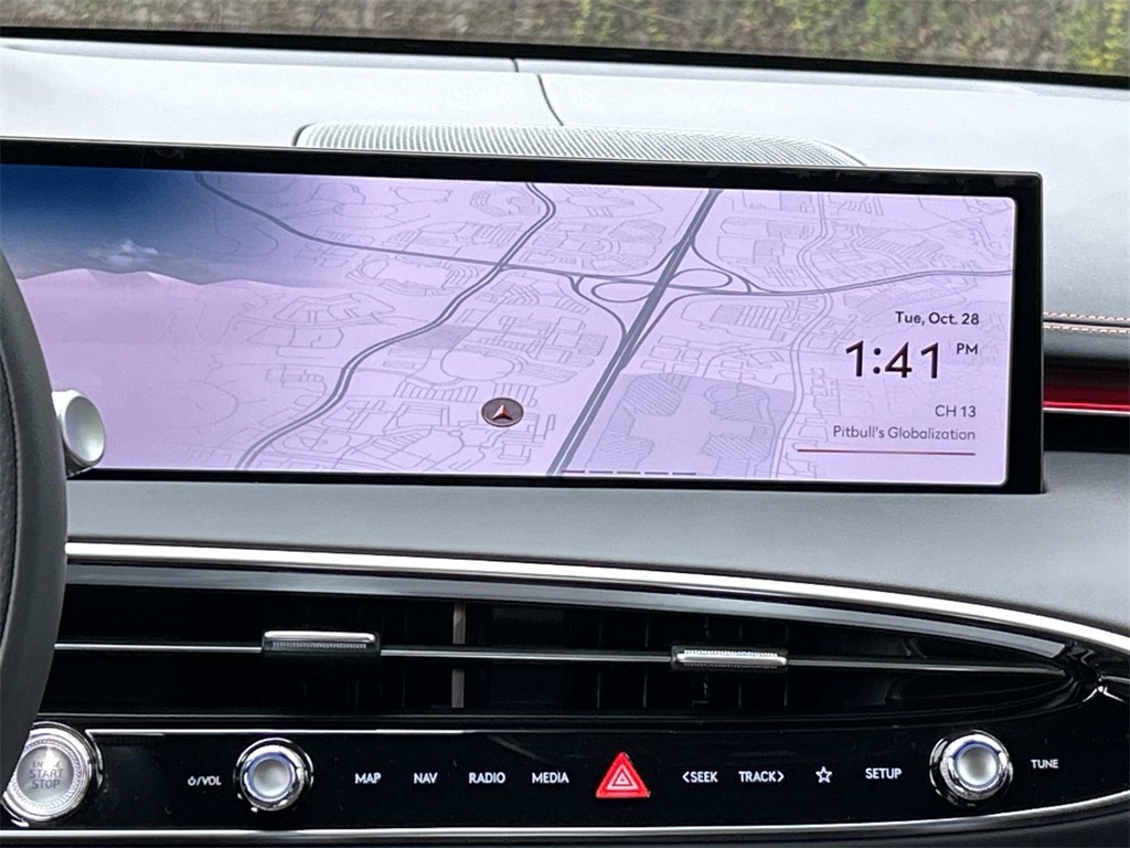 2026 Genesis GV70 3.5T Sport Prestige Image 19 of 41