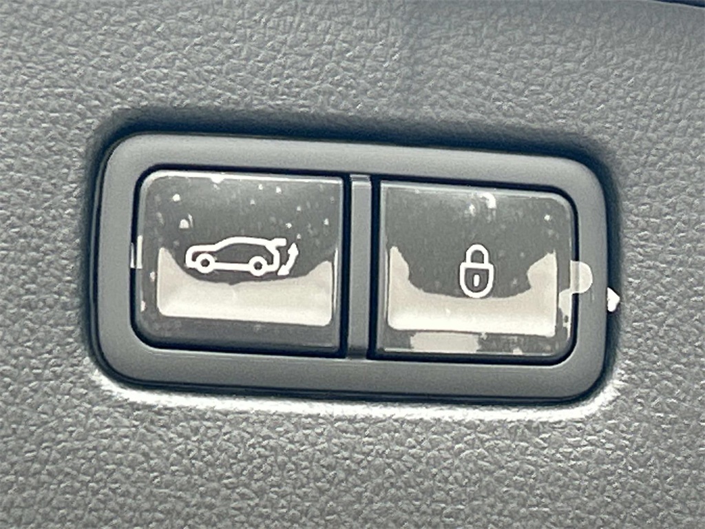 2026 Genesis GV70 3.5T Sport Prestige Image 28 of 41