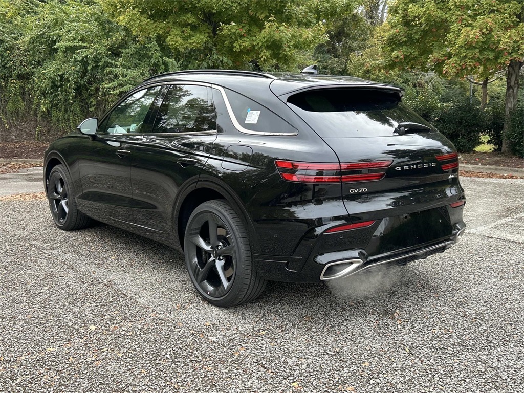 2026 Genesis GV70 3.5T Sport Prestige Image 7 of 41