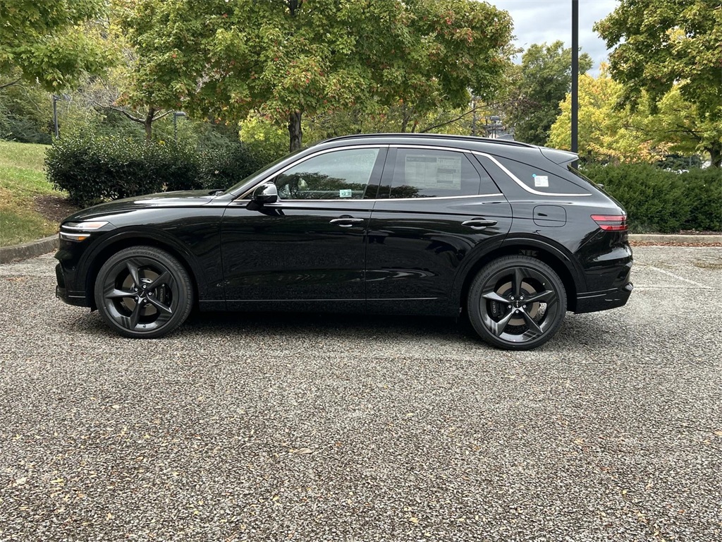 2026 Genesis GV70 3.5T Sport Prestige Image 8 of 41