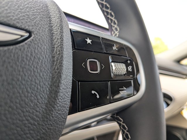 Vehicle image 22 of 29
