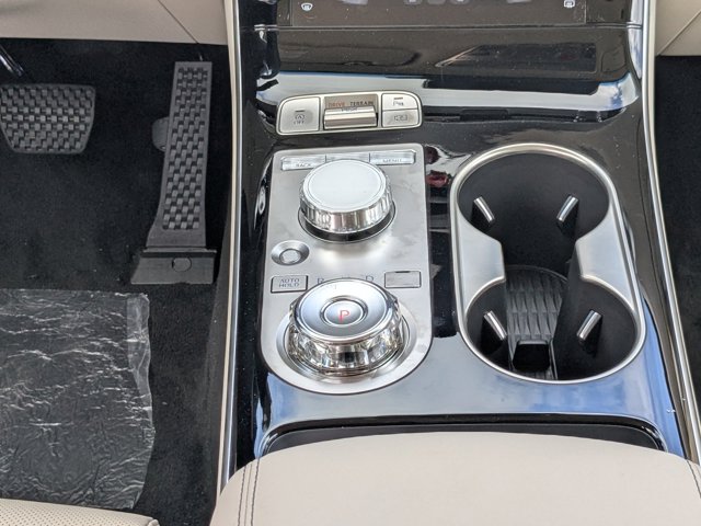 Vehicle image 18 of 29