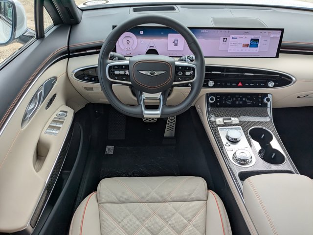 Vehicle image 10 of 31