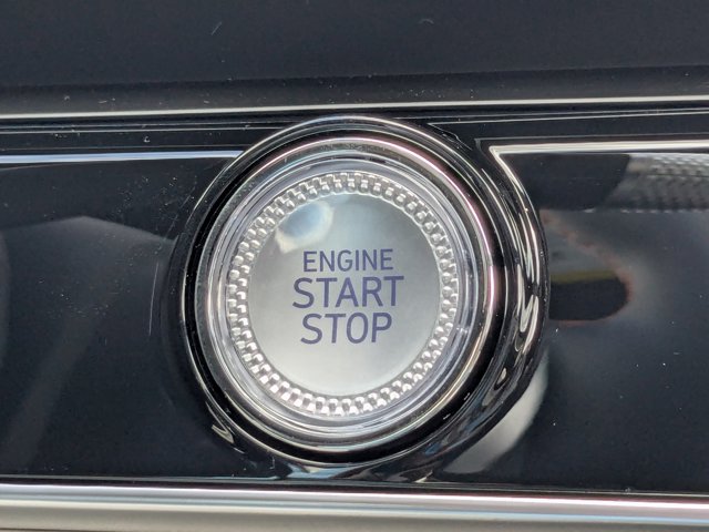 Vehicle image 14 of 31