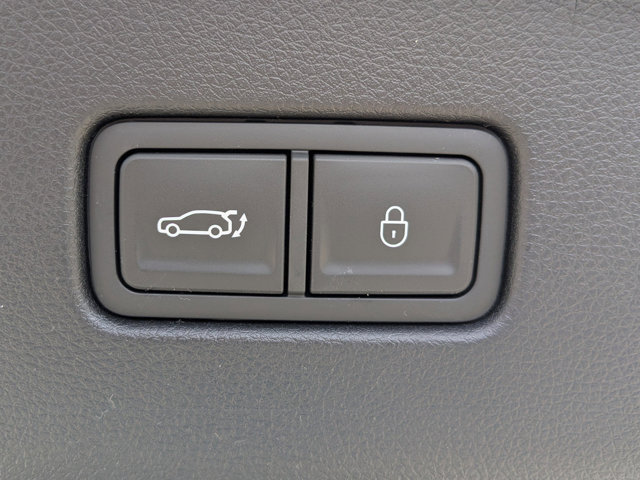 Vehicle image 28 of 31