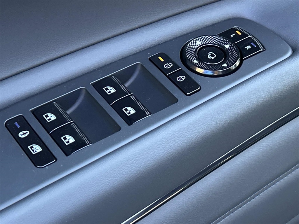 2026 Genesis GV80 Prestige Black Image 24 of 39