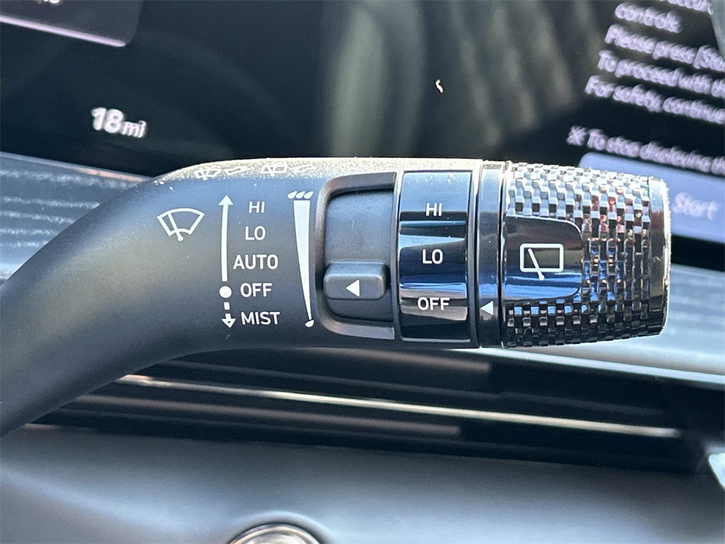 2026 Genesis GV80 Prestige Black Image 35 of 39