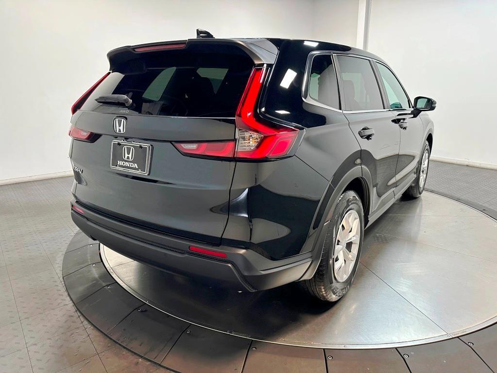 Vehicle image 6 of 23