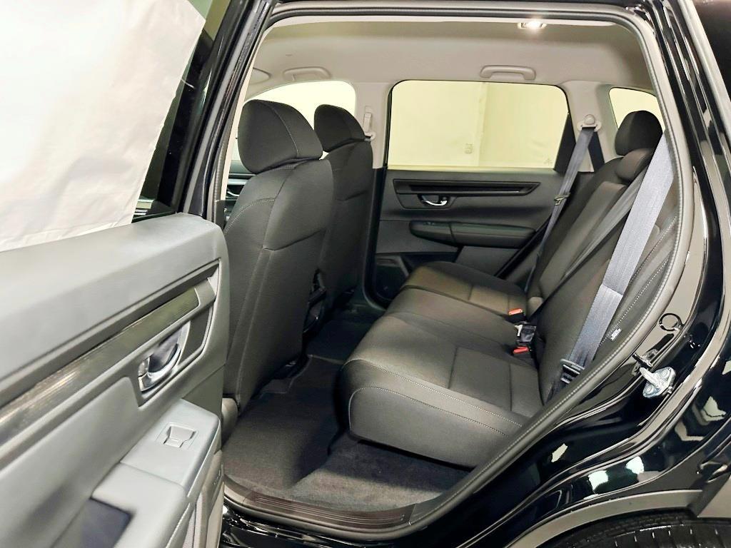 Vehicle image 12 of 23