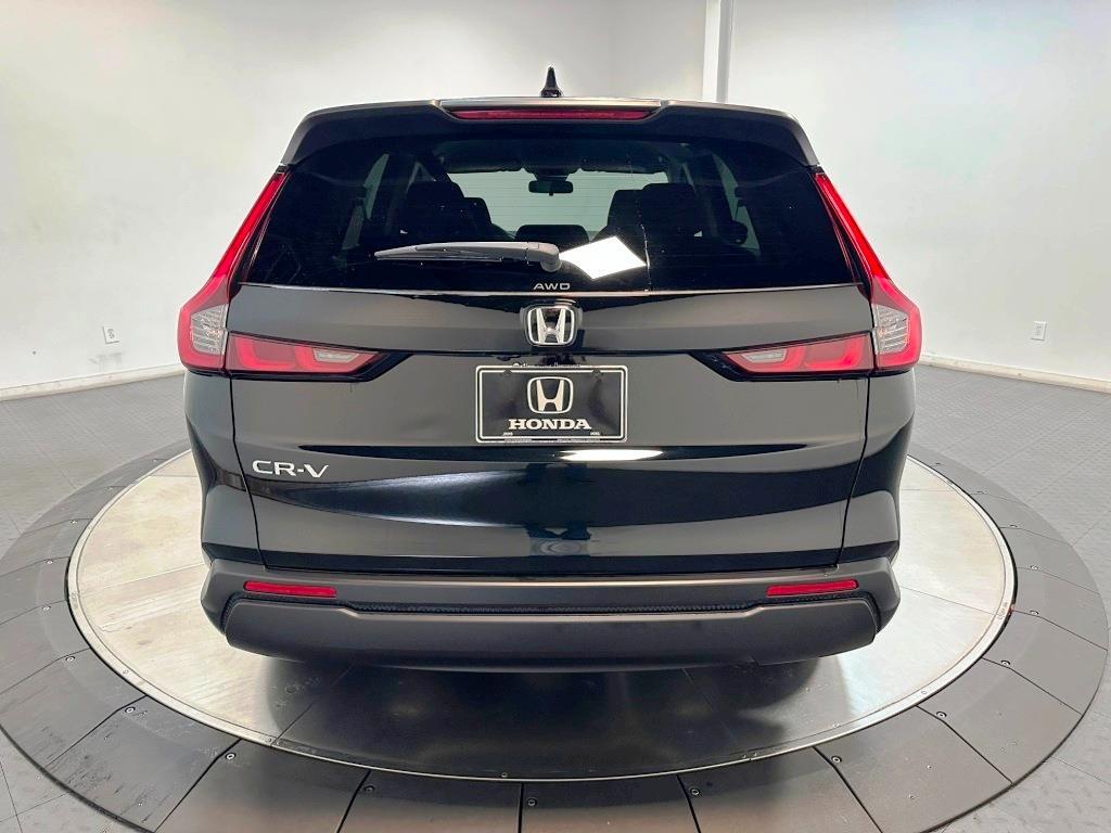 Vehicle image 7 of 23