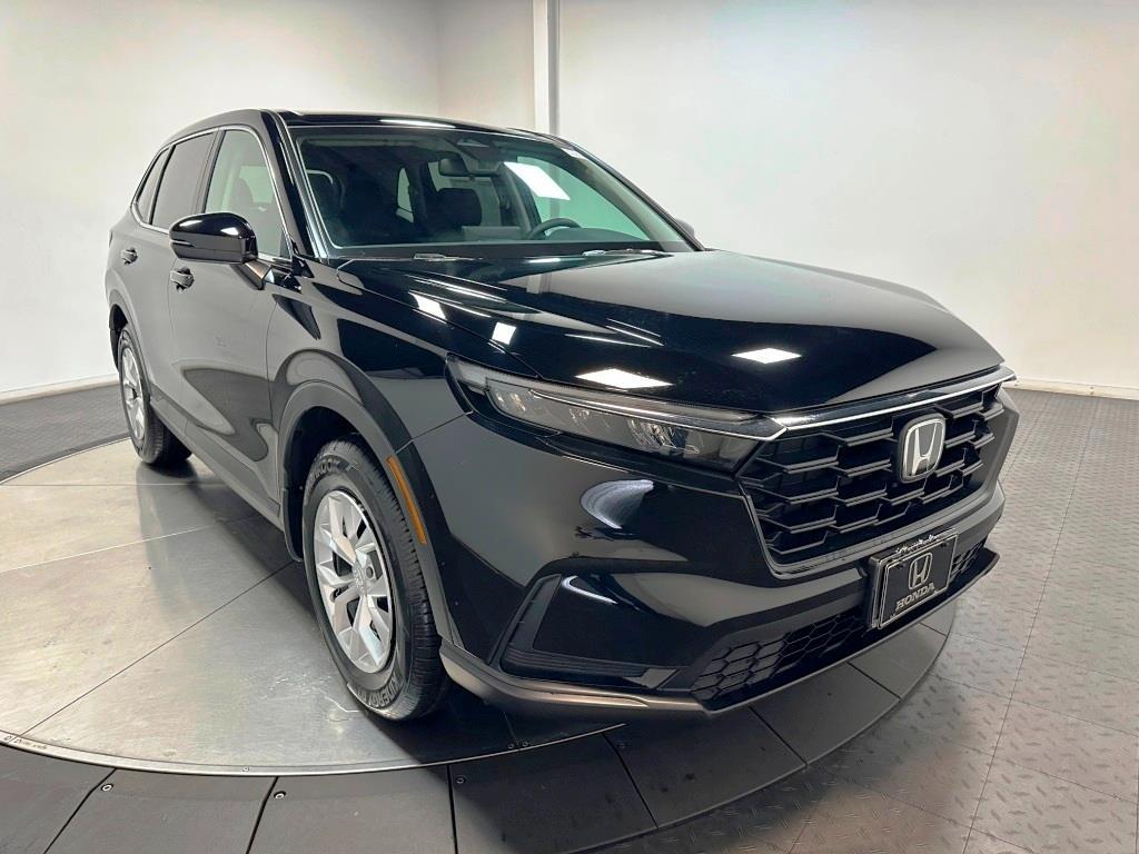 Vehicle image 4 of 23