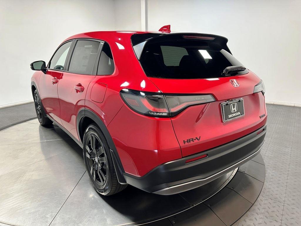 Vehicle image 8 of 23