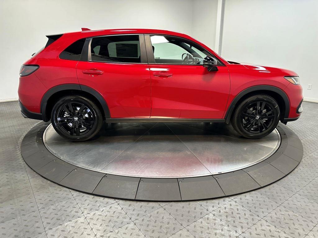 Vehicle image 5 of 23