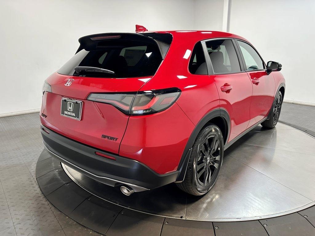 Vehicle image 6 of 23
