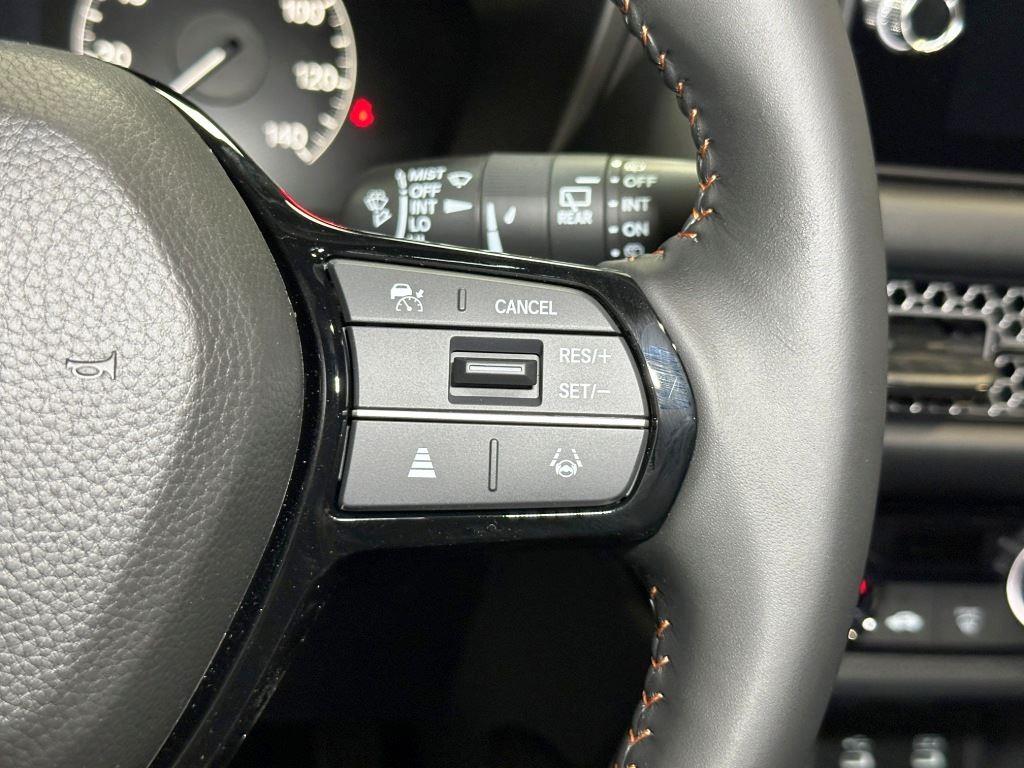 Vehicle image 22 of 23