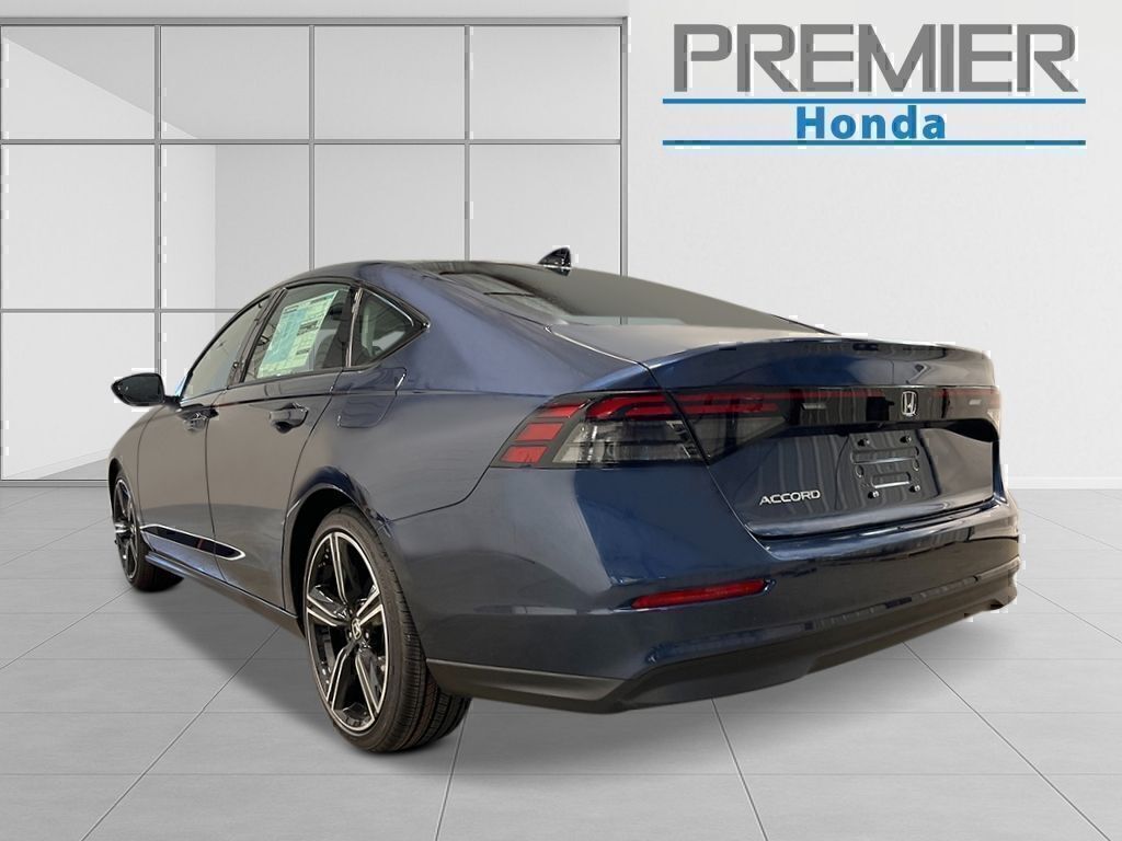 2026 Honda Accord Sedan SE Image 3 of 26