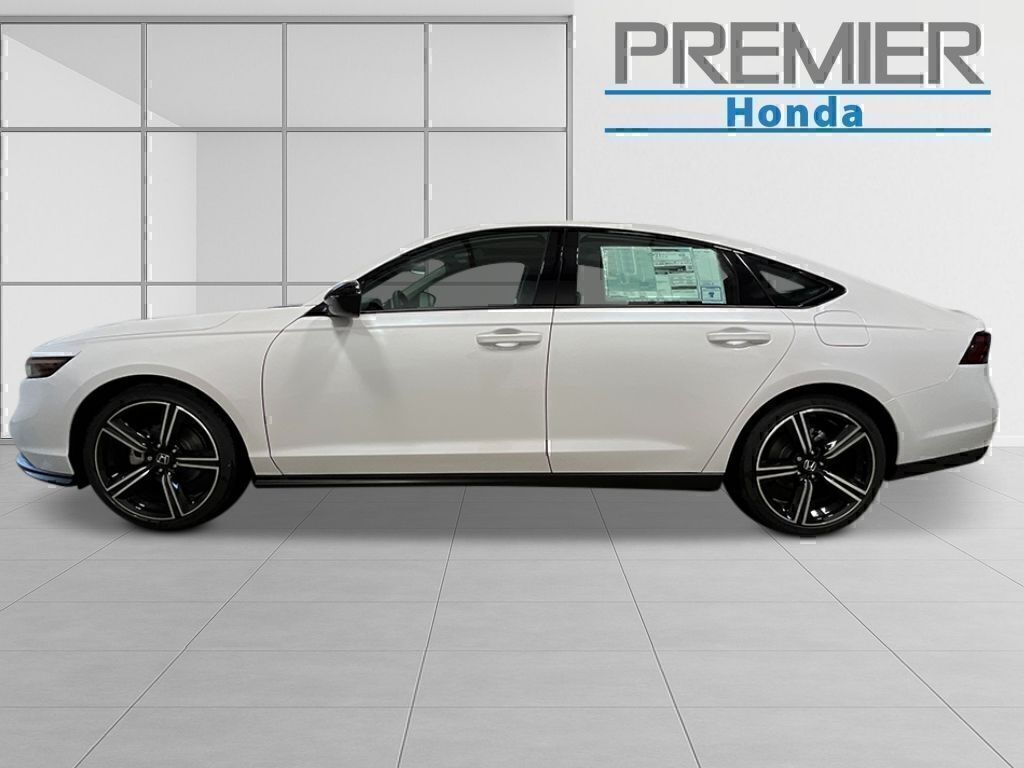 2026 Honda Accord Sedan SE Image 2 of 27