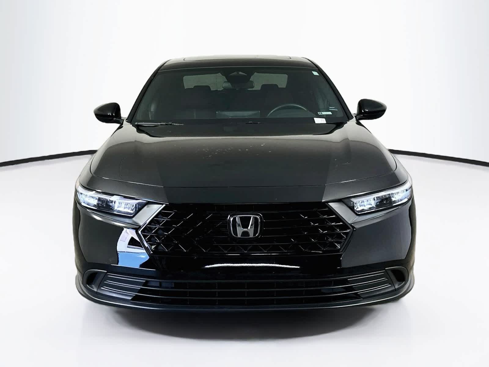2026 Honda Accord Hybrid Sport Image 3 of 32