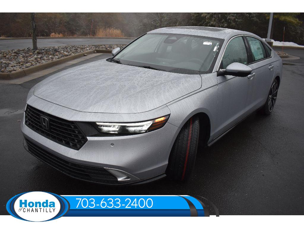2026 Honda Accord Hybrid Touring Image 1 of 40