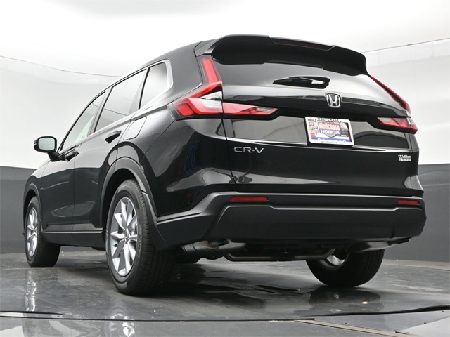 Vehicle image 17 of 35