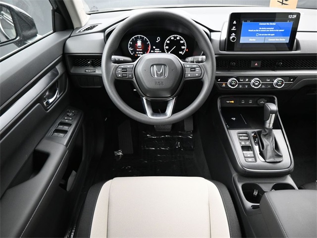 Vehicle image 31 of 35