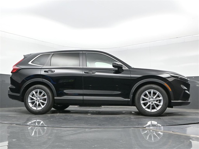 Vehicle image 10 of 35