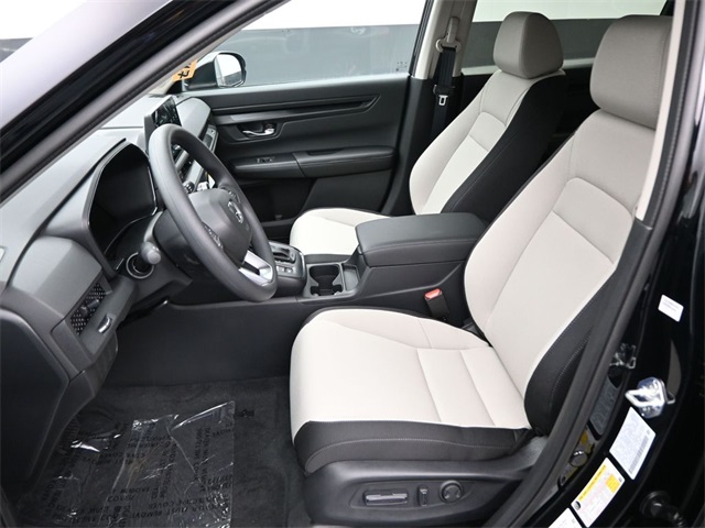 Vehicle image 28 of 35