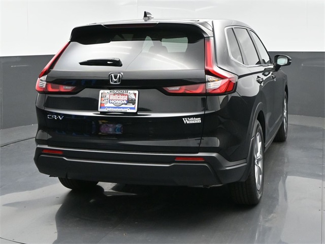 Vehicle image 13 of 35