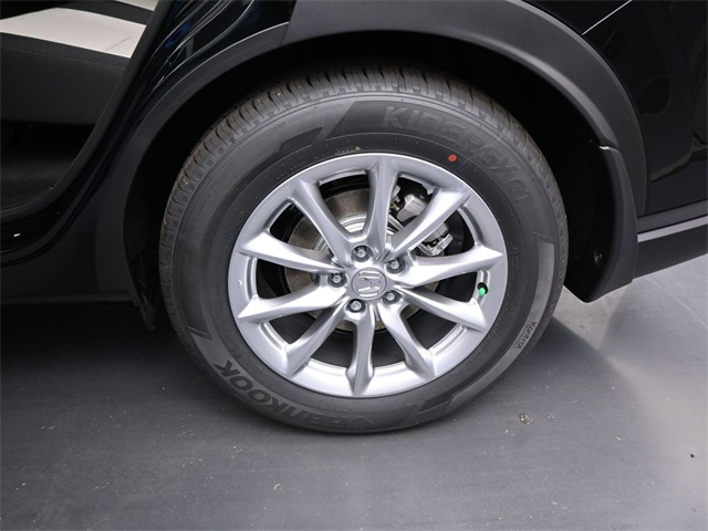 Vehicle image 25 of 35