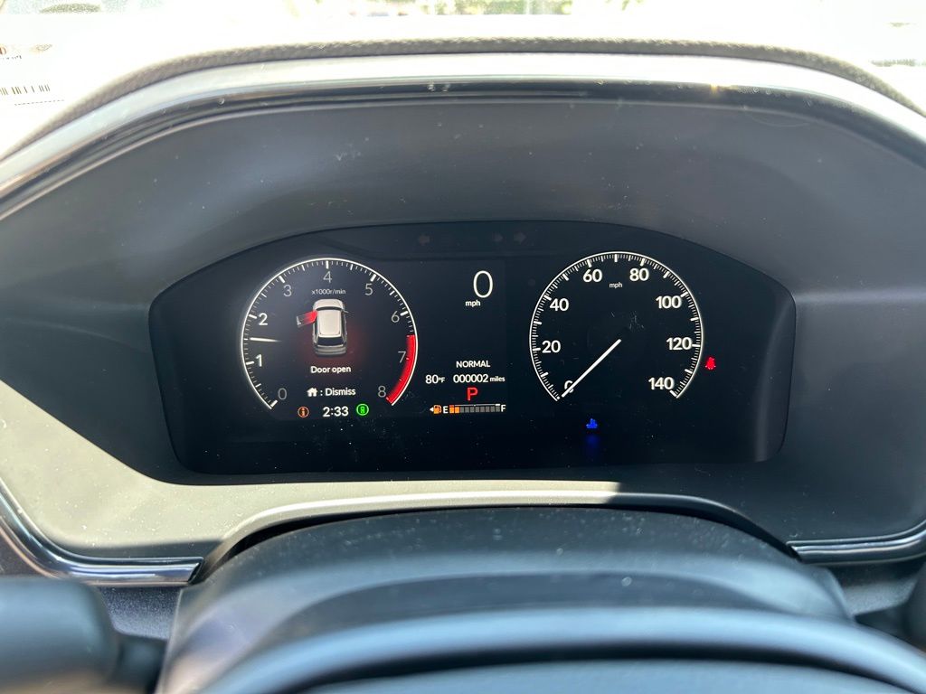 Vehicle image 21 of 29