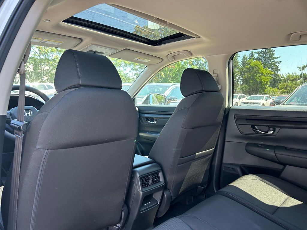 Vehicle image 15 of 29