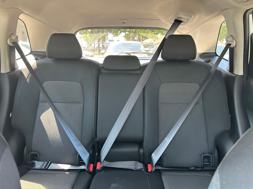 Vehicle image 12 of 29