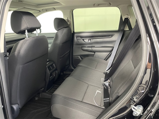 Vehicle image 5 of 7