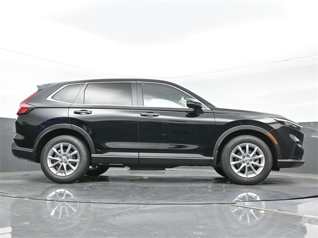 Vehicle image 11 of 35