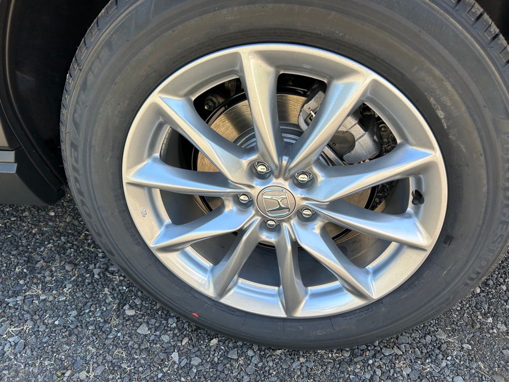 Vehicle image 10 of 30