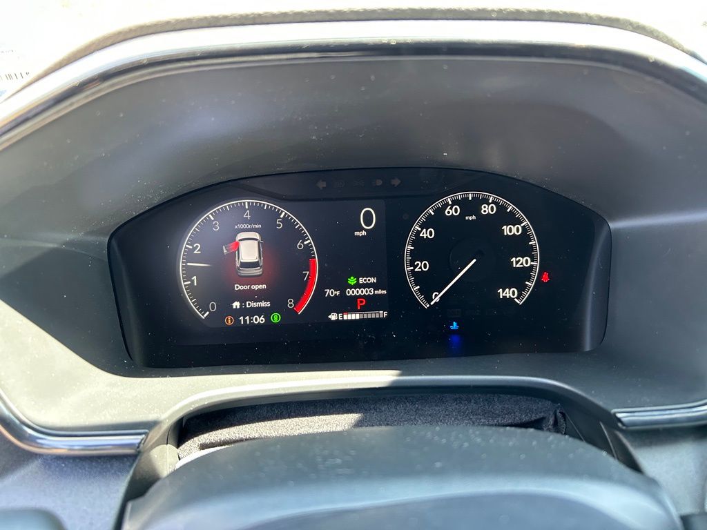 Vehicle image 21 of 30