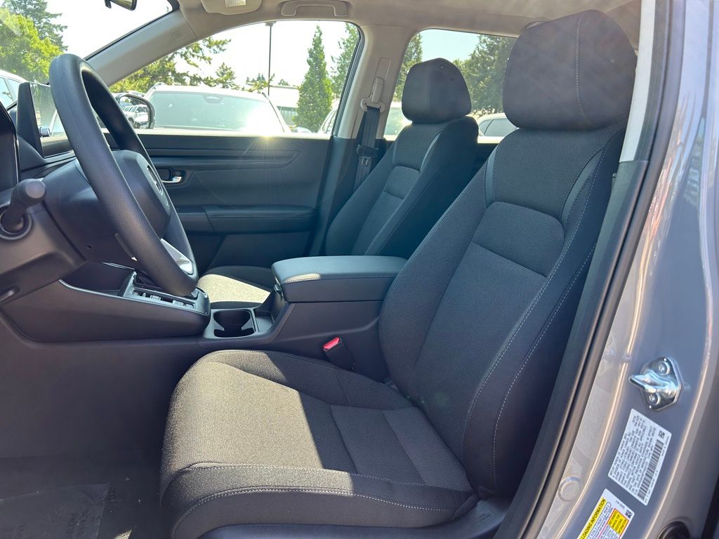 Vehicle image 13 of 30